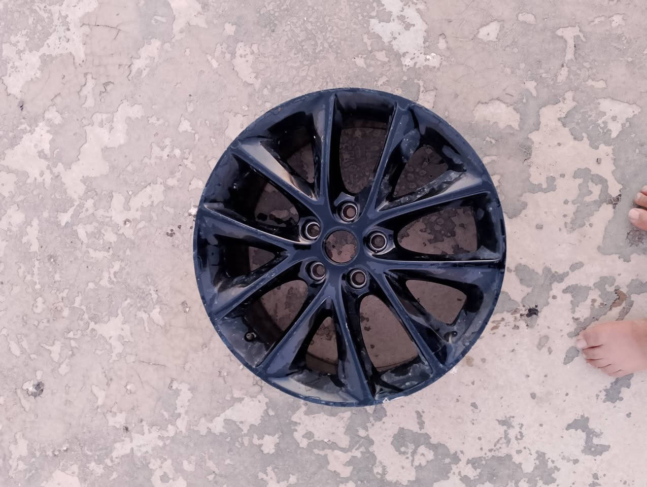 سلام عليكم  ويل دارنكو  + تاير دارنكو   حجم 265/50
R20 +جام مضل    السعر خاص مكاني بغداد المحموديه     متواجد خاص او اتصال عله هاذه الرقم *********** تحياتي  الكم

