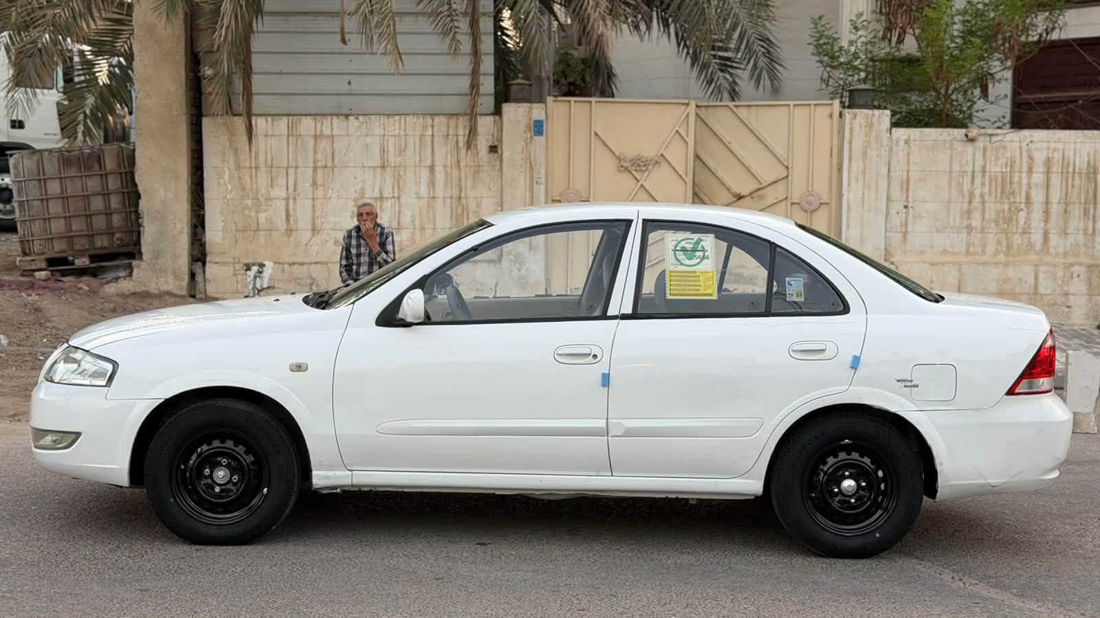 يالله السلام عليكم نيسان مديل 13 خليجي مكفولة ضربه وصبغ وتبديل بيها مكانات بارد وتكحيل ماشيه 158 مكينه كير حداده تبريد كهربائيات تايرات كفاله عامة جاهزه من كلشي بصره تحويل السعر 85 وبيها قليل ***********
