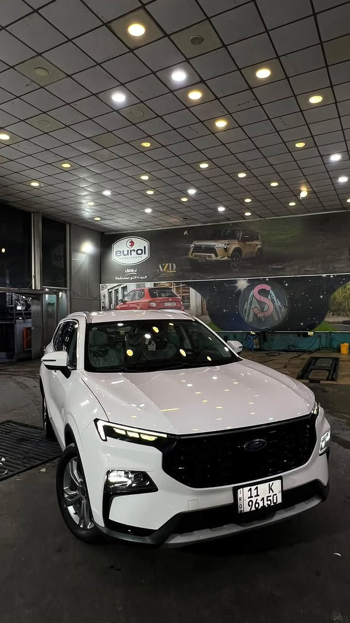 Ford Territory
2025 
رقم بغداد الدولي باسمي 
ماشيه 16 
كير مكينه صدر تبريد على وضع الشركه
فول مواصفات عدا البانوراما 
كشنات جلد
بصمه
بصمه ابواب
كير ماوس
سايد بريك دكمه
ويل كروم
ديجتال 
السياره بدون حادث وبدون صبغ وبدون بارد
مكان السياره بغداد الكراده
سعرها 29 مليون و 750 
للاستفسار 
*********** واتساب
***********
