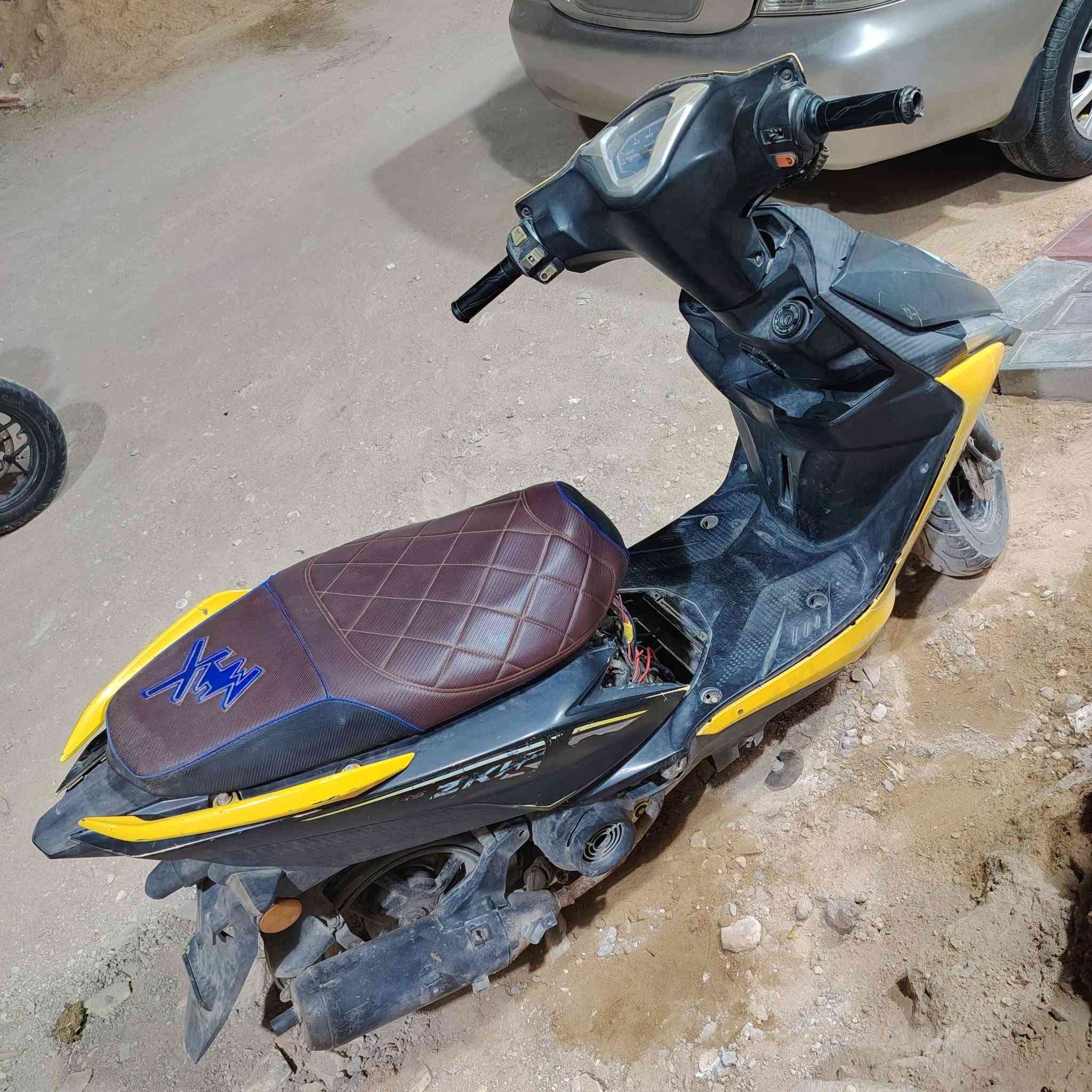 ماكس ثعلب • سلف • هندر