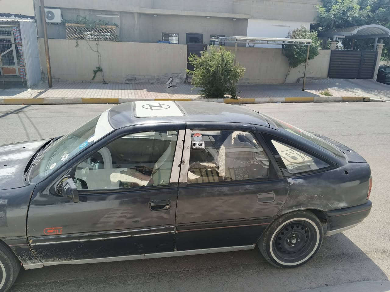 اوبل فكترا موديل 1989
رقم كركوك انكليزي مشروع وطني لحد 2029
محرك 18 بيه بطاقه بانزين كير محرك بالشرط وشرط التحويل 
سعر 27وبيه مجال بسيط
رقم /***********بيه واتساب
