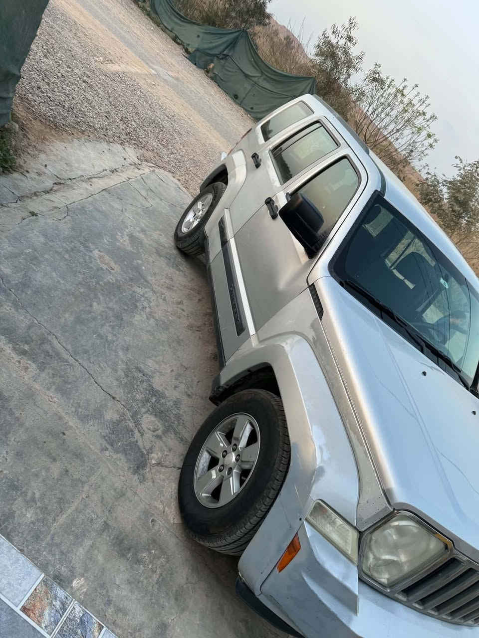 جيب ليبرتي • ٢٠١٢ • ٦٥ الف مايل