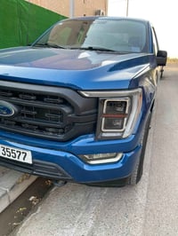 فورد اف 150   اللون ازرق ميتاليك  موديل 2023  حادث خفيف  السياره جاهزه...