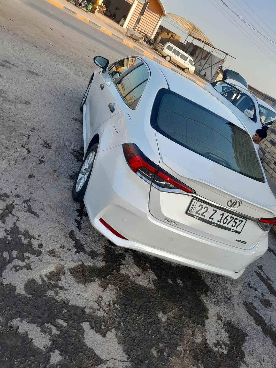 كورلا ساز موديل ٢٠٢٥ خليجي
ماشية ٢٠ الف 
بعدها بالضمان والدهن على الشركة
السيارة بيها شخط بالبيبان الخلفية ، خلف السايق مصلحه بارد والجهة الثانية بعده 
وبيها بخشم البونيد وبطرف قبق الجنطة مفتوحة الدعامية الخلفية فقط
مثل ما موضح بالصور فقط لا غير
السعر ١٨٠ 
بيع او مراوس 
مكاني الكوفة 
***********
