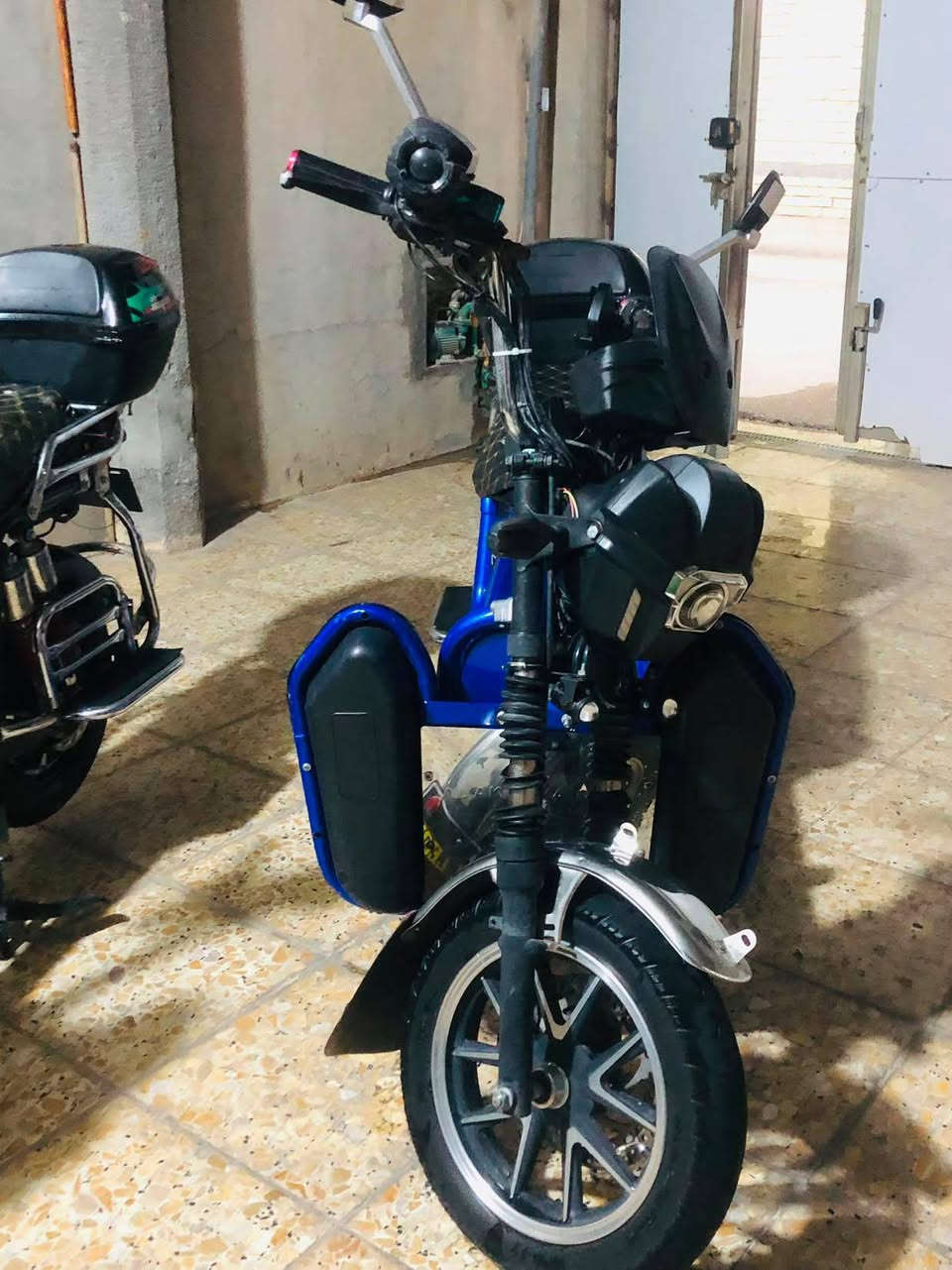 جبلي موديل 24 استخدام 25 للبيع فقط...
السلام عليكم  

موطور للبيع جبلي بطاريات 6  عالفحص يقرن 10 

ما ناقصة شي السعر 470 و بيه مجال بسيط

هـ/ ***********
