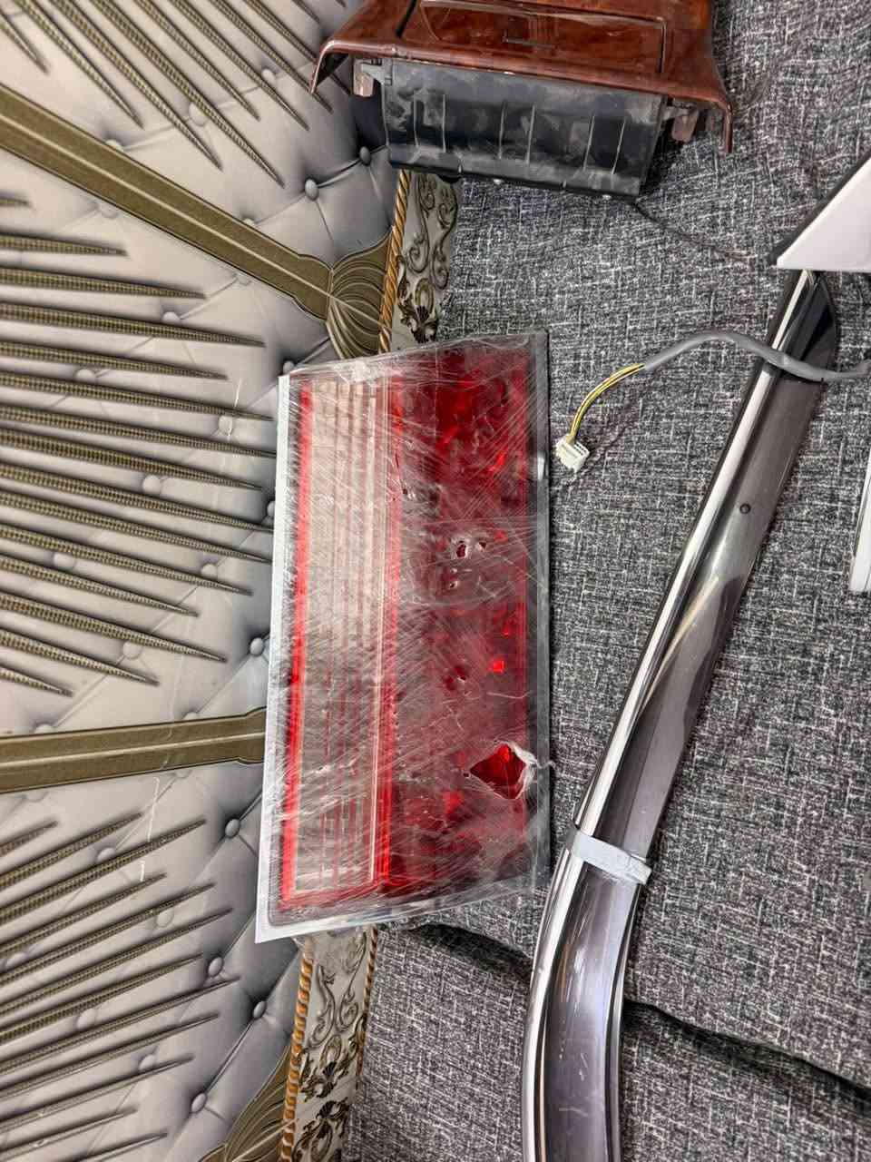سلام عليكم غراض ملكه للبيع 

صاجيه 4 دكم 

بلاجكتور عدد 2 

مطريات  
بطاين جلد زيرو 

ويل هوه وتايراته حجم 19 جديد 

بكلايت 

شباك كرستال 

مري شاهينه جيب وشد 

كاعيات 

مكلف بالنشر ‭***********‬
