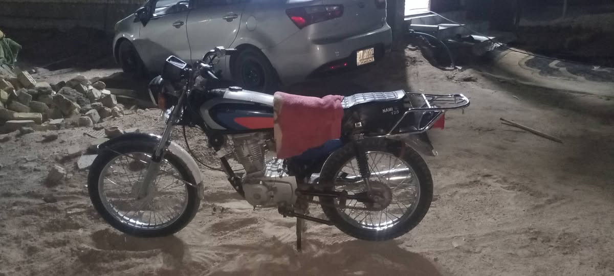 دراجه لل بيع كلك مكان نجف نداء عمود 83وتنزل سعر 350وبيه مجال ***********
