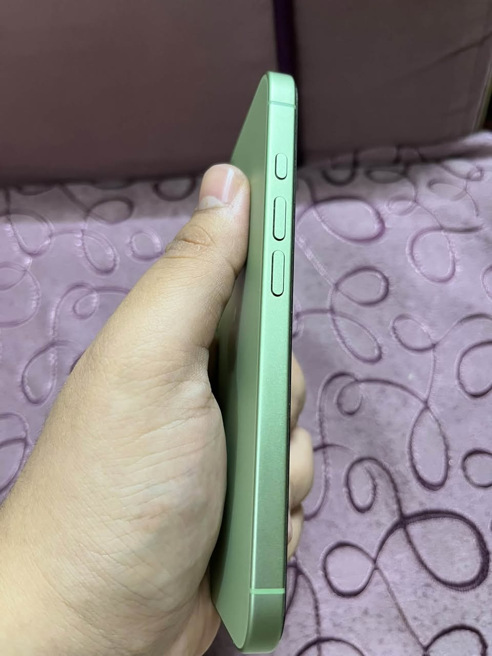 آيفون ١٧ • ٢٥٦ • بطارية ٩٨