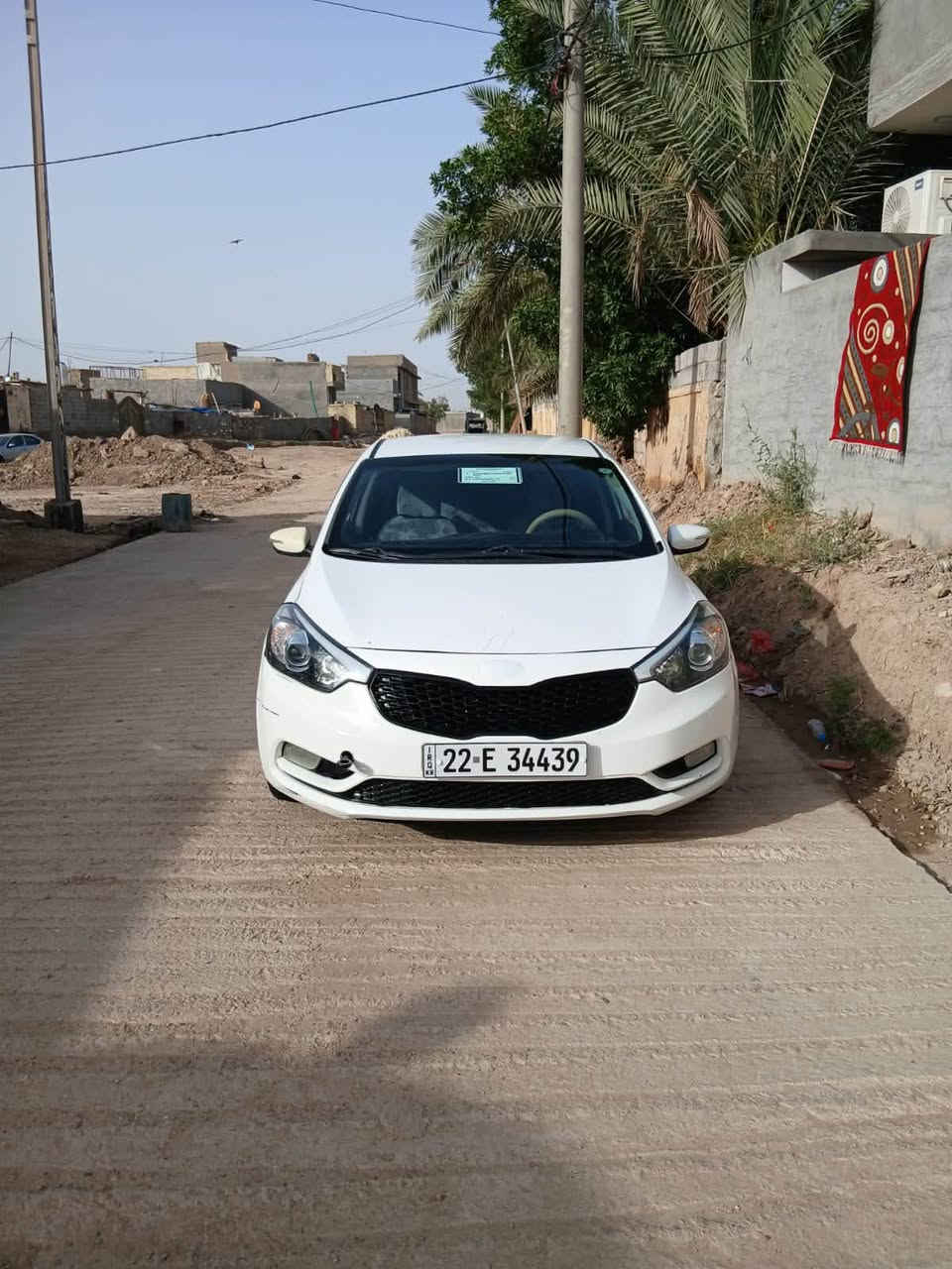 سلام عليكم للبيع لو المراوس 
سيراتو 2014 خليجي بيه 3 قطع صبغ بدون بدون داخل سياره جاهزه تخم تاير تبريد حداديه مكينه كير دوشمه رقم مجدد 31 داخله هزه جديده السعر 94 وبيه مجال *********** واسط الصويره
