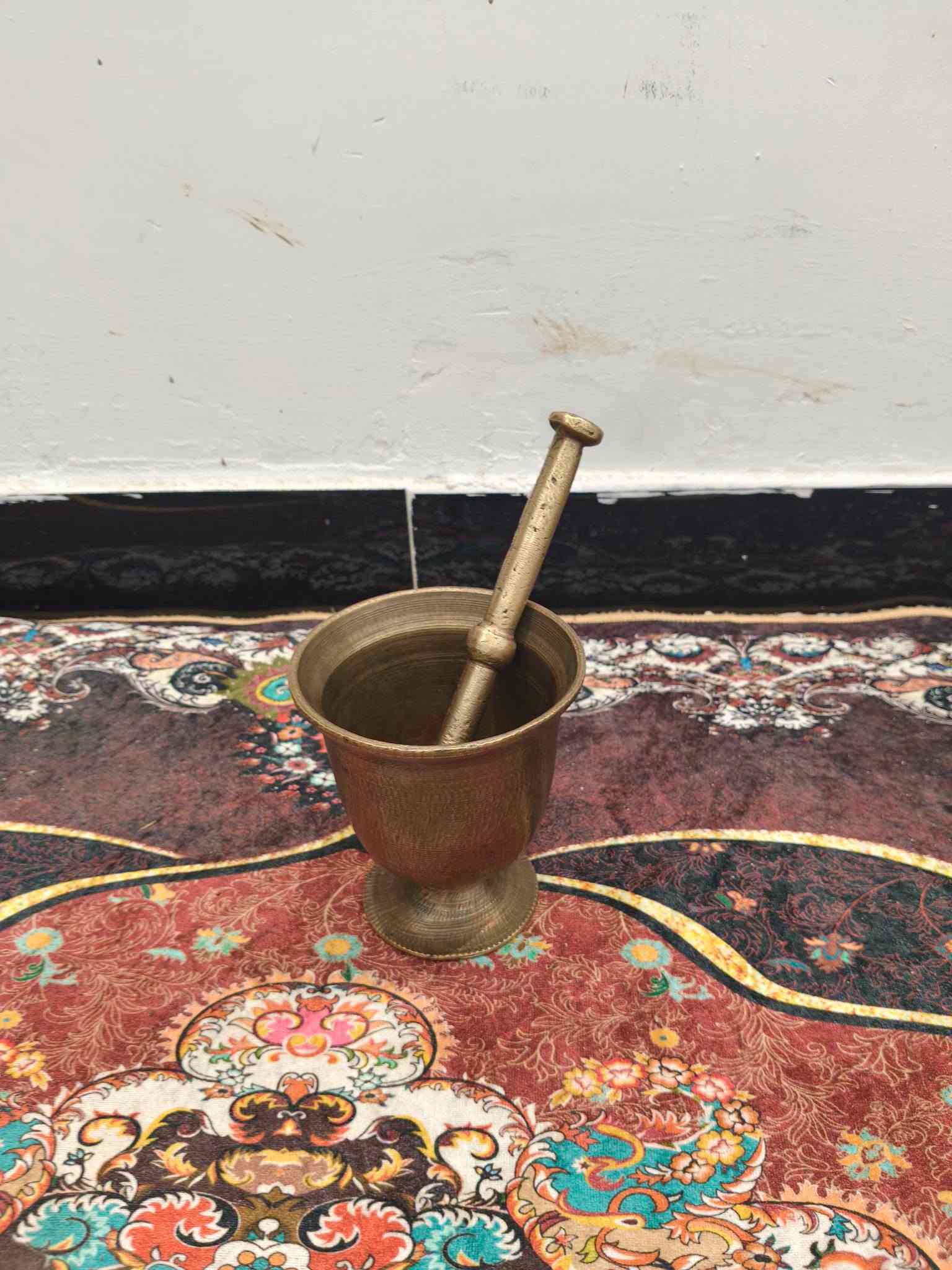 الكبير طول الهاون 18 طول اليده 27 الوسطاني طول الهاون 15 طول اليده 23/ونص
الصغير طول الهاون 13 طول اليده 20 السعر 250 ألف وبيهن مجال للاستفسار إتصال أو وات ساب ***********مكاني بغداد مدينة الصدر
