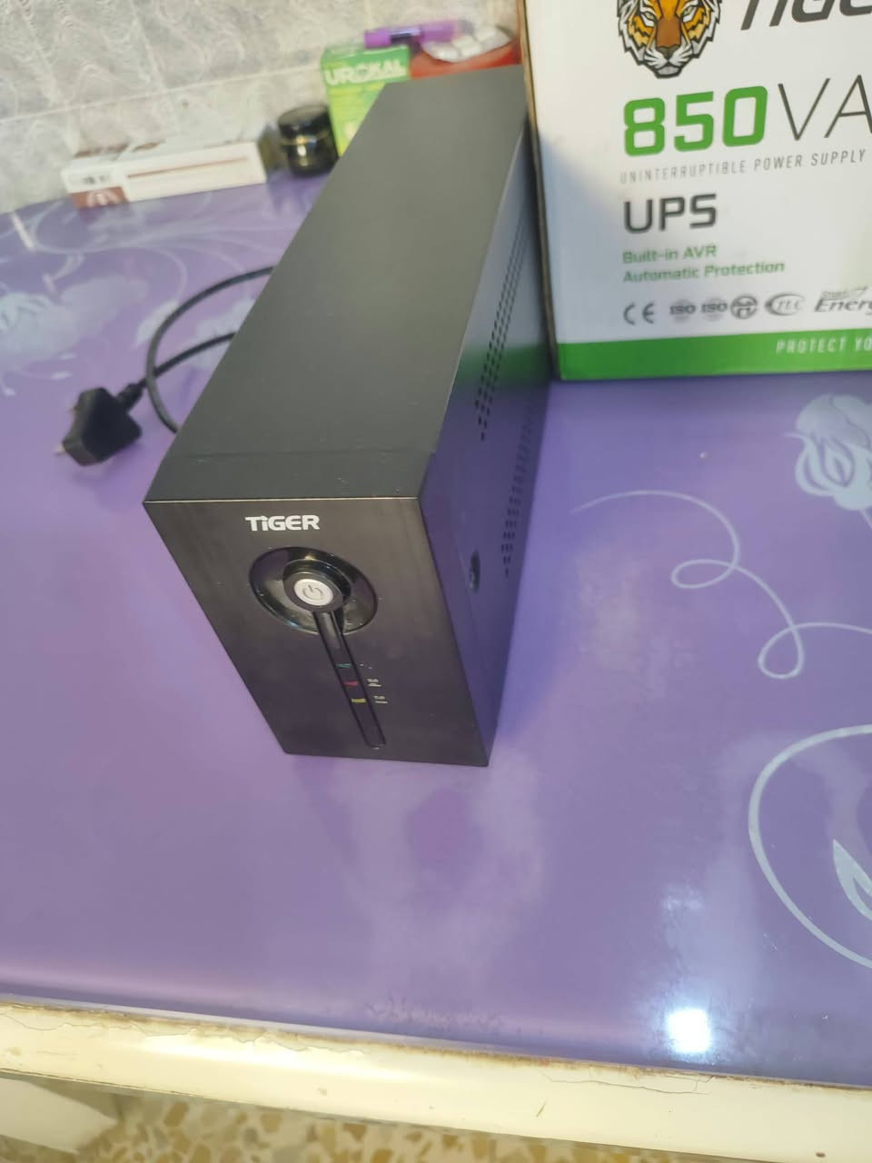 للبيع بلي فور الاصلي جديد بالكارتون مالته Ups مشتري 550 ابيعه500 وبي مجال مكاني بابل شارع 80 الشراي يتصل ع ‏‪***********‬‏
