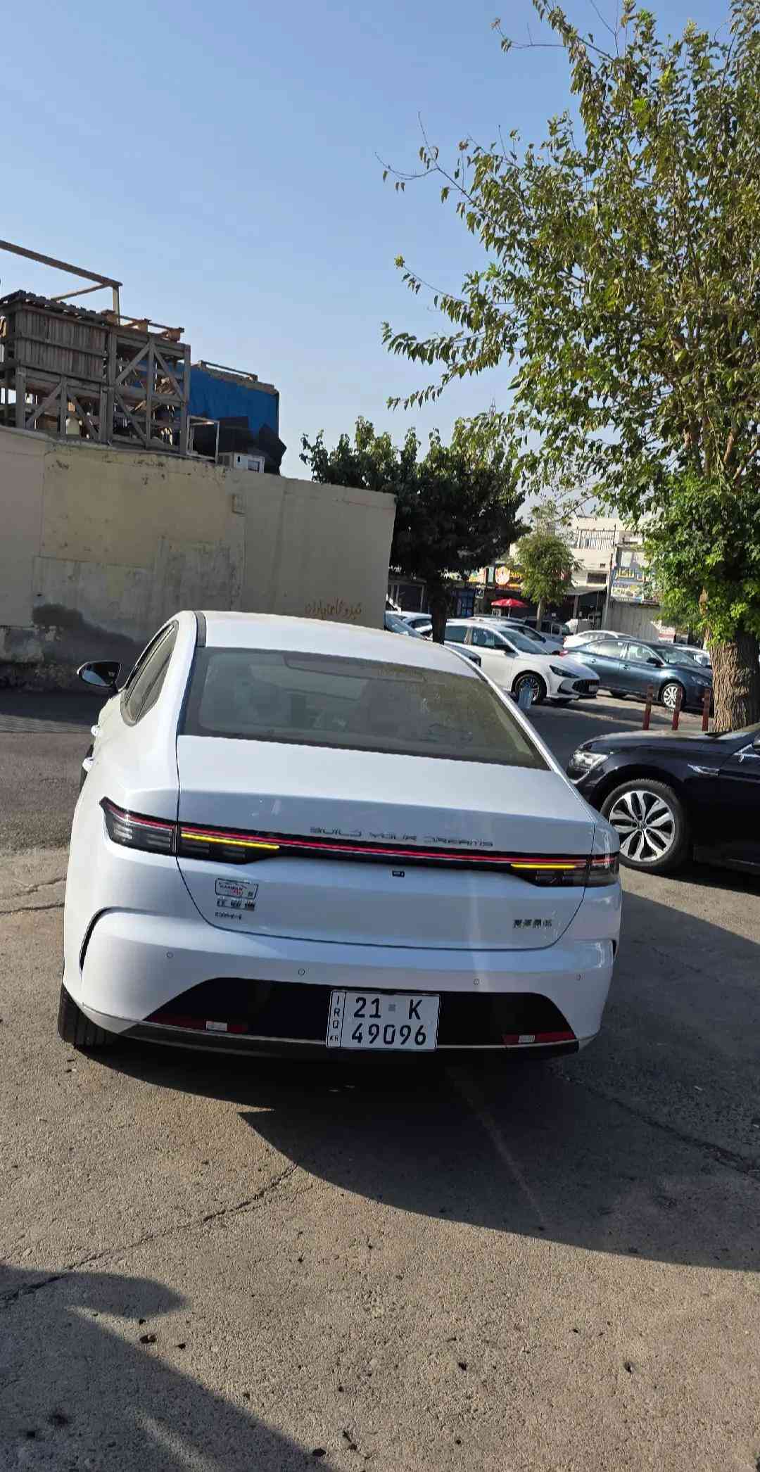 ـ05 BYD ـ2025 بی بۆیاخ مواصفات   ئاوینە ئیشارات ،  ناو سپی ،  کوشن جلد ، گیچ ئەلیکترۆنی ، ویل کڕۆم ، سوکان ڤۆلیوم ، سوکان تەلفون ، کامیرە ، حاسە ، لایت لید ، ویل کڕۆم ، دەسک بصمە ، بگ لایت لید ، دوای حاسە  ـ23.000 Km بۆ زانیاری زیاتر کۆمینت یان پەیوەندی بکە ☎️.  ***********📞 *********** 📞  ناونیشان سلیمانی شەقامی مەلیک محمود  Salahaddin Auto — معرض صلاح الدین  https://maps.app.goo.gl/GTqjTbohj8BvP
