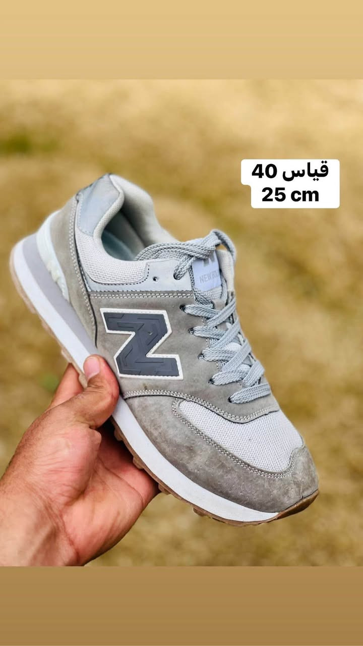 احذيه باله
دز الصوره خاص وتدلل ارخص الأسعار توصيل لجميع محافظات العراق واتساب ***********

نص مكتوب في الصور:
- قياس 40
- قياس 40 25 cm
- القياس 40
- قياس 41
- قياس 42
- قياس 43