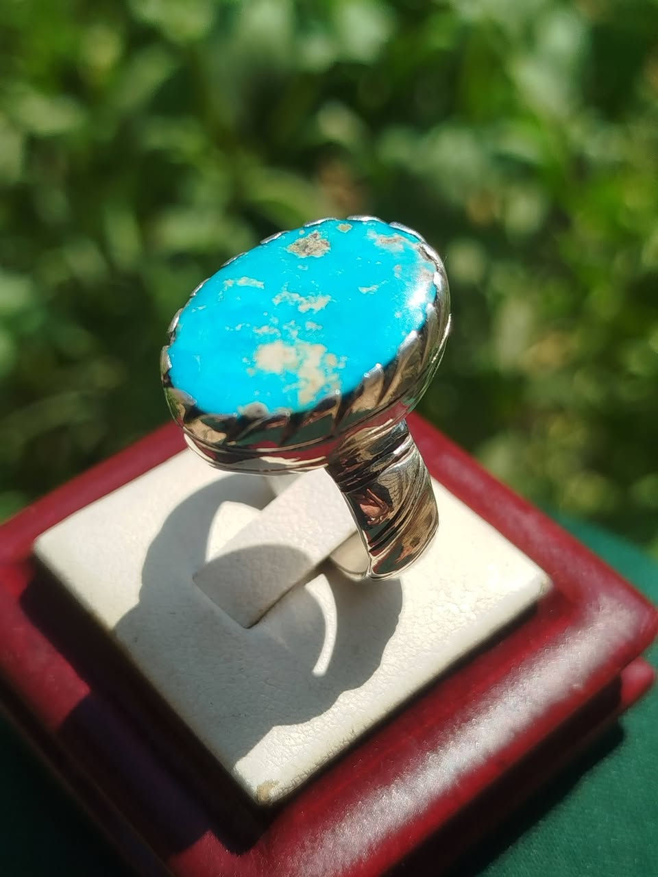 💐تحفه فنيه من 🏵️
🌲الفيروزي الرضوي النشابوري الازرق  🌷
ا🌺لاصلي شرط الفحص اصلي 🌹 
🌿من أعمالي صياغة يدوية ثقيلة ☘️
التواصل على الخاص او رقم الهاتف ***********
العنوان البصرة القرنة الشرش
