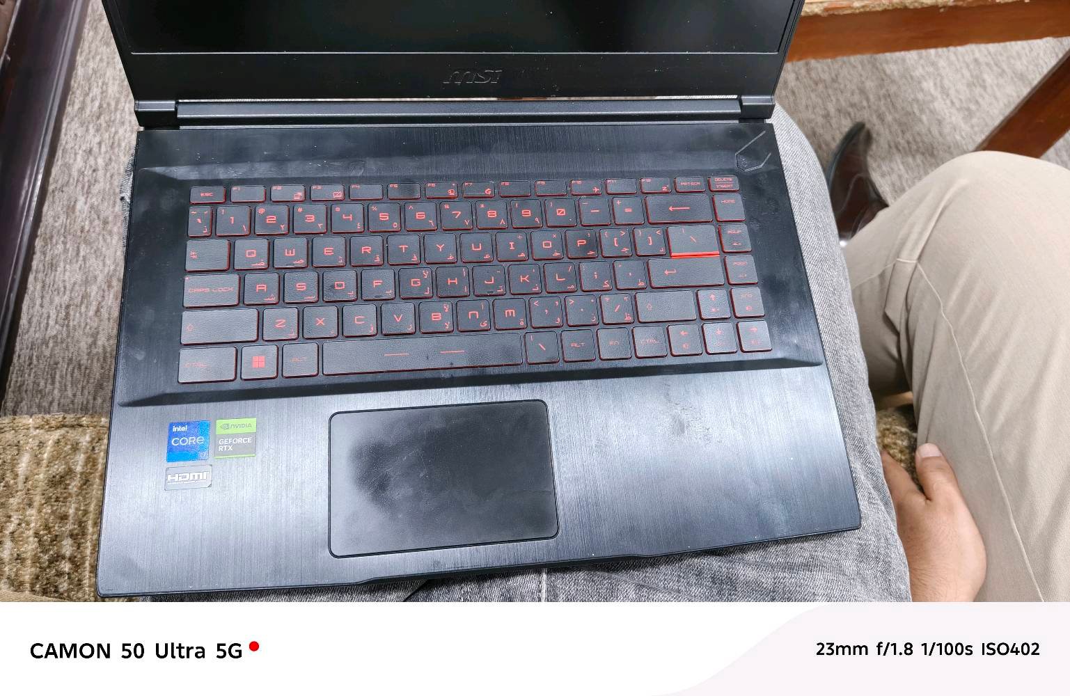 لابتوب ألعاب وتصميم MSI Thin GF63 (نظيف جداً- استخدام شخصي) 🔥
لابتوب قوي وخفيف الوزن يجمع بين الأداء العالي والتصميم الأنيق، مثالي للألعاب الحديثة (Gaming)، برامج الهندسة والتصميم، المونتاج، والعمل الثقيل.

​✨ المواصفات الفنية بالتفصيل:

​الموديل: MSI Thin GF63 12VE

​المعالج: Intel® Core™ i7-12650H (الجيل الثاني عشر - أداء جبار وسريع جداً)

​كرت الشاشة: NVIDIA® GeForce RTX™ 4050 بسعة 6GB GDDR6 (يدعم تقنيات DLSS 3 و Ray Tracing)

​الذاكرة العشوائية (RAM): 16 جيجابايت DDR

​وحدة التخزين: SSD NVMe فائق السرعة بسعة 512GB (الصافي المقروء 477GB)

​الشاشة: 15.6 بوصة بدقة FHD مع معدل تحديث 144Hz وسلاسة عالية في الحركة (IPS-Level) 

​الصوت: صوت نقي عالي الدقة (Hi-Res Audio Ready)

​الوزن والتصميم: تصميم أنيق من الألمنيوم المصقول، نحيف وخفيف الوزن (1.86 كغم فقط)

​💡 الحالة: نظافة ممتازة جداً (استخدام شخصي راقي).

💰 السعر المطلوب: ,1150,000 دينار عراقي (مجال قليل).

​📞 للتواصل والاستفسار على الرقم  ***********