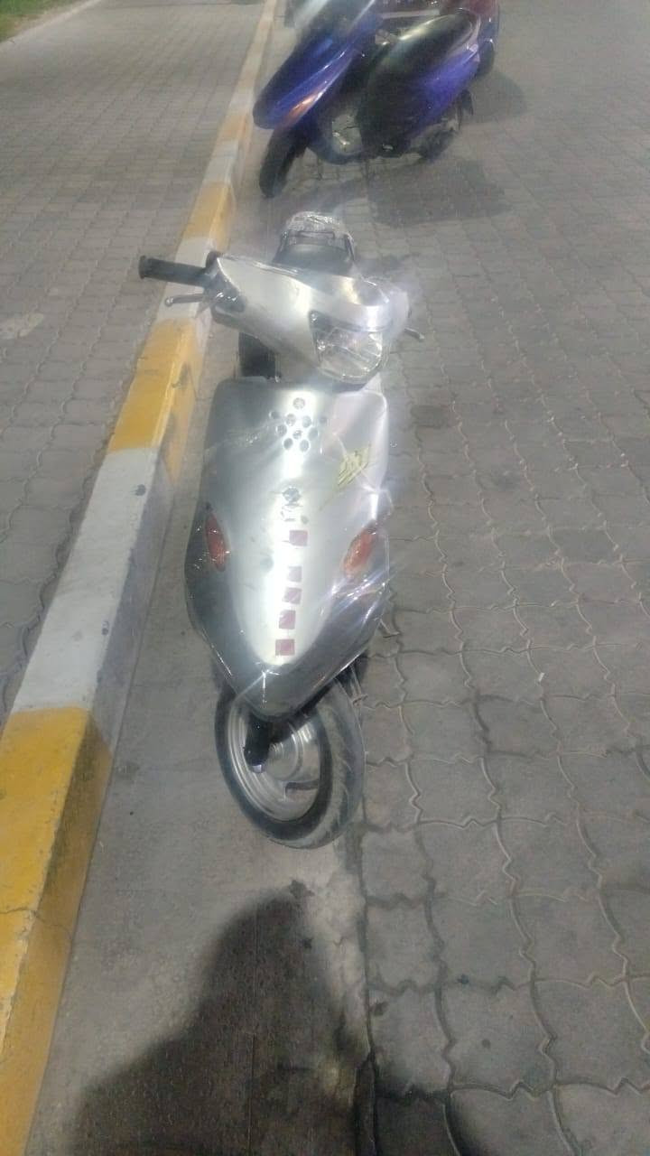سلام عليكم دراجه 260 سبلت طن ضيف تبريد فول 260 حمايه فلافل 7صواني سعره 45

