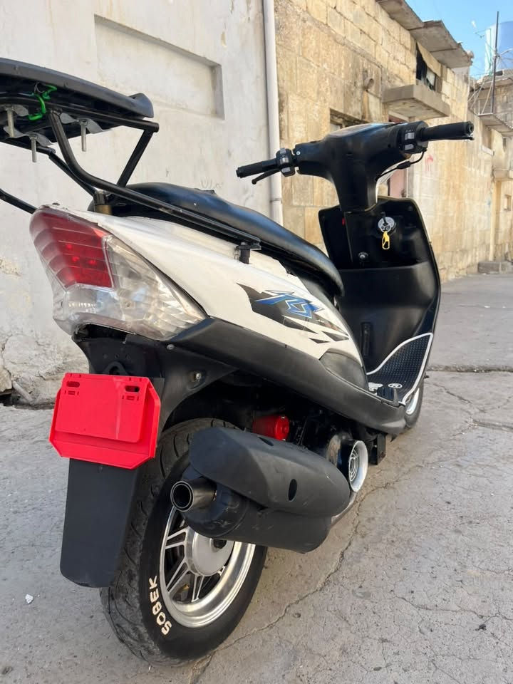 عدله بوشه 55
كلها شغاله من طول لطول نكره سلف بكل وكت وايرمنيه كلها شغاله سعرها 600 قفل لاتخابر وتعامل وتعب نفسك

ميعجبك سعر تلكه احسن منها تصير لوتي وتكسر بيها اعاملك بنعال مع احترامي للطيبين 

*********** اتصال او واتساب
