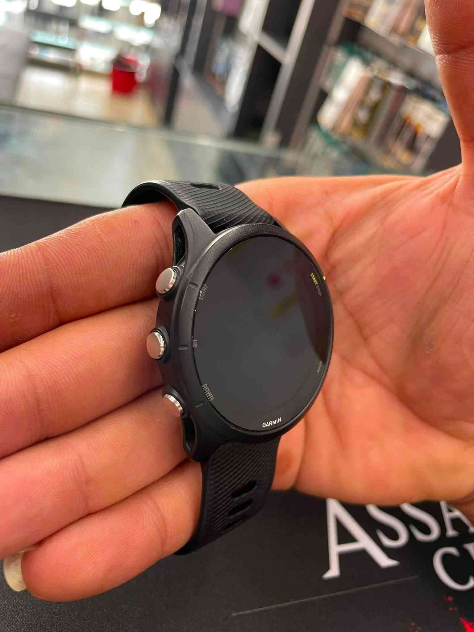 بۆ فرۆشتن: کاتژمێری زیرەکی Garmin Forerunner 255 Music

زۆر خاوێنە،  کەم بەکار هاتووە ،کارتۆن و وایەر شەحنی لەگەڵە

تایبەتمەندی: تایبەت بە وەرزش، ڕاکردن، پێوانەکردنی هێڵکارییەکانی جەستە و توانای داگرتنی مۆسیقا

شوێن هەولێر   نرخ  (350,000)

ژمارە مۆبایل 
***********
