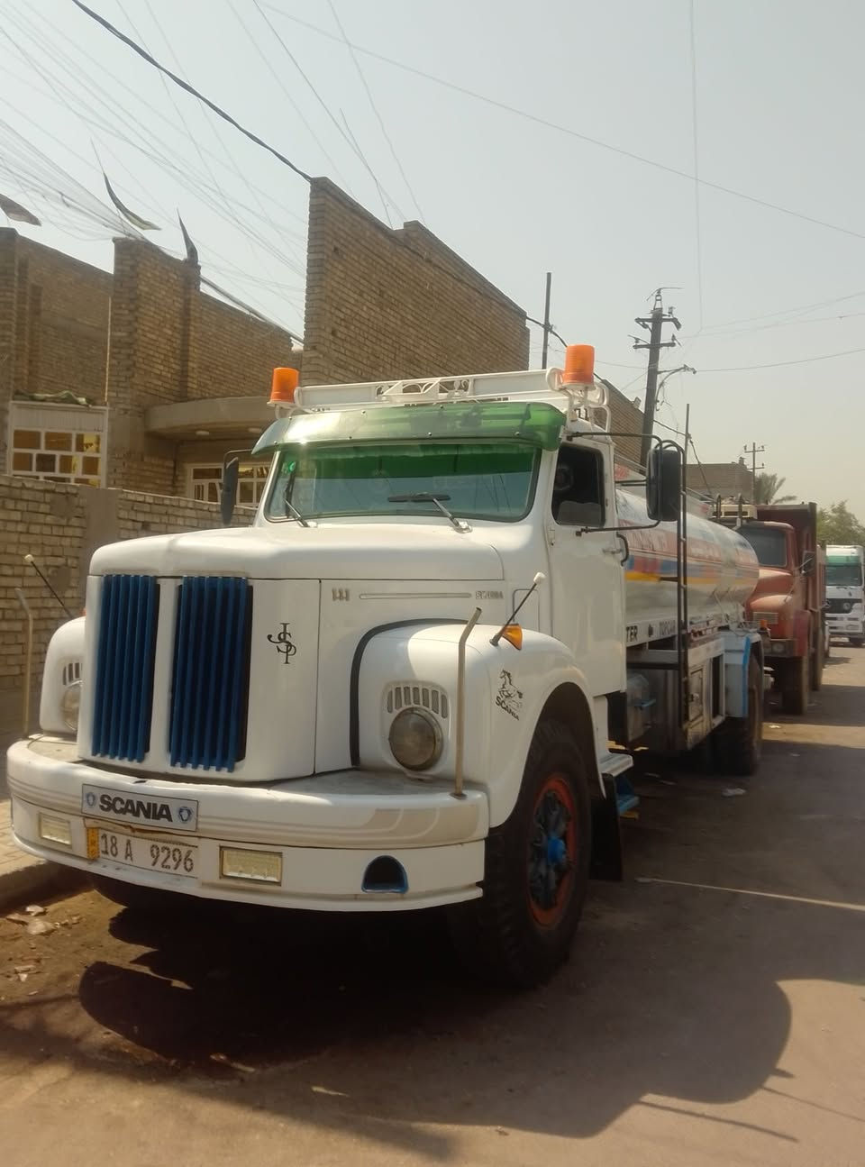 السلام عليكم لبيع سكانيا مسجل تنكر ماء حوضي  محرك ستاندر لا صرف ولا بخار كير جديد اكسين ال 112 تانكي جديد رقم بابل انجليزي تحويل ثاني يوم مكان بغداد رقم الهاتف ***********
***********
