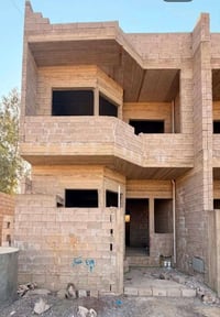 الملايين الأولى • ١٠٠م • ٤ غرف