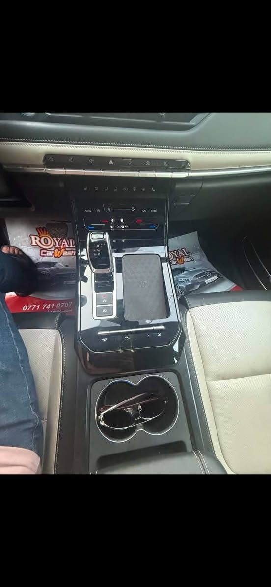 شيري تيگو ۷ پرو luxury ۲۰٢٤ 
فول فول هیچی پیوه نیه کلین تایتله خومان به سفری ده رمان کردوه ۱۸ هه زار روشتوه ١٤٨ گه لاو معامه له له سلیمانیم 
*********** السليمانية, العراق

