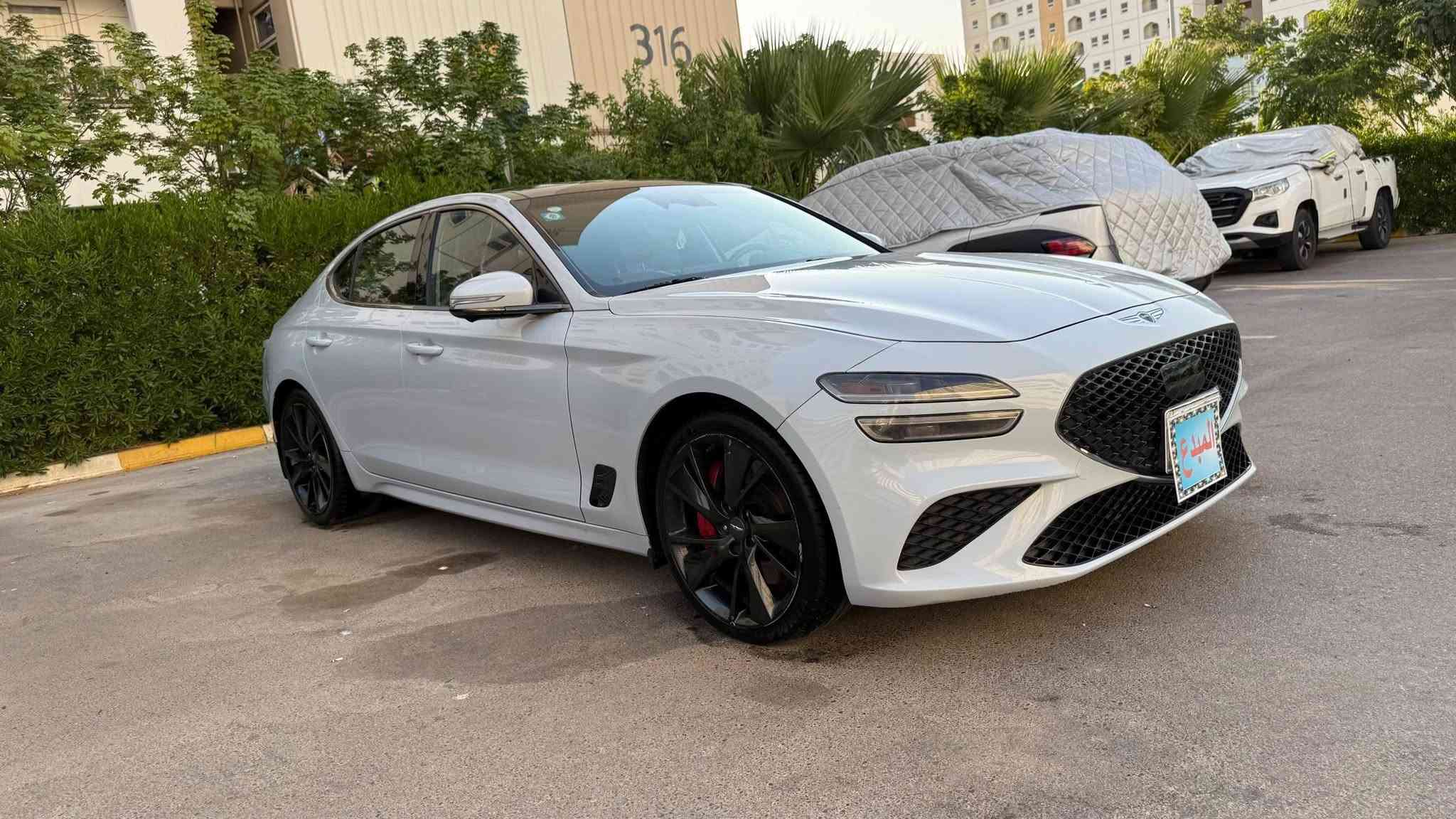السلام عليكم
جنسس g70 موديل 2023 برستيج داخل احمر بقلاوه بلاد 
مرقم بغداد حره 
ثلاث قطع باب جاملغ اب امريكا  شويه من الصندوك هنا بل عراق بدون ايرباك السياره جديده احلى من الصور
السياره فول مواصفات واحد ع واحد 
ماشيه 53 الف كيلو 
السعر 225 بيها مجال الاستفسار 
*********** متواجد واتساب او اتصال
