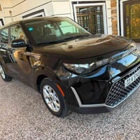 كيا صول موديل ٢٠٢٣ ماشيه ٦٠ سيارة حادثها جاملغ وبنيد وبارد باب خلفي قل...