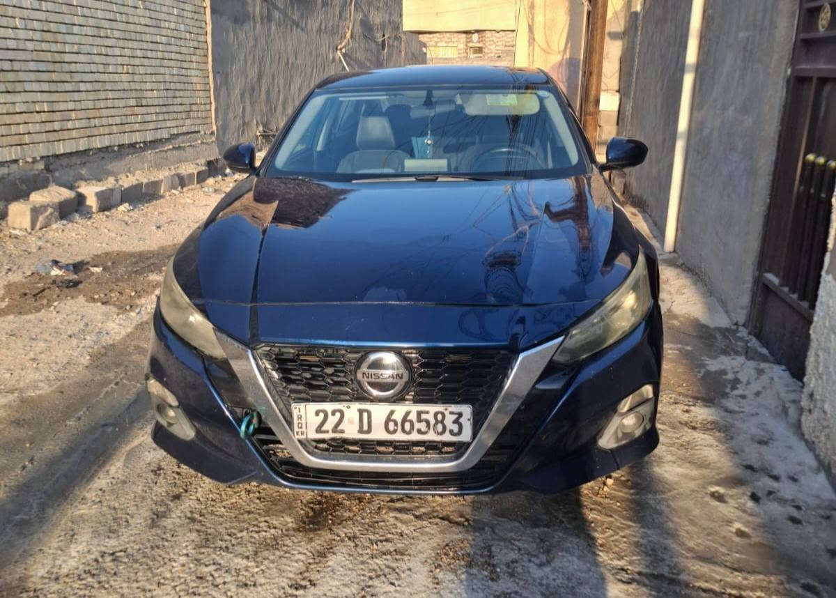 نيسان التيما 2019 فئة الs
محرك 2.5 لتر، 4 سلندر
قير CVT أوتوماتيك
دفع أمامي
شاشة 8 إنش + كاميرا خلفية
مكيف وتحكم وثبات إلكتروني وتشغيل عن بعد
اقتصادية بالبنزين ومريحه بلقياده كشنات كهرباء بطاريه جديده صار يوم من شاده
كير وتبريد مكفول
 محرك بي بس كازكيت
الرقم اربيل الجديد السنويه بسمي ثاني يوم التحويل
السعر 110وبي مجال 
المكان بغداد / ***********
