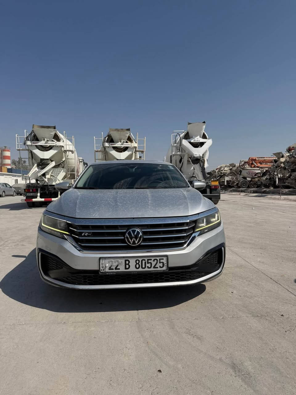 Passat R line 2020 کلین
سەیارەکە بێ سبوغە بێ لێدرانە پشت و پێش کەپس بێ ئێرباگ
سەیارەکە گێر و مەکینە و کارەبایاتی بە شەرتە 
فولل ماصفاتە سەیارەکە سلایتە کوشین کارەبایی و خەزنە 
دەبڵ گێرە ٣ مۆدە  راداری پشت و پێشی بە شەرتە ٣٦٠ پلە کامیرە ئاوێنە حەساس خەتی جادەی تحدی سرحە 
فولل فوللە سەیارەکە تحویل غەرامە بە شەرت
سحری ١٣٧ وەرەقە و مەجال
*********** أربيل, العراق
