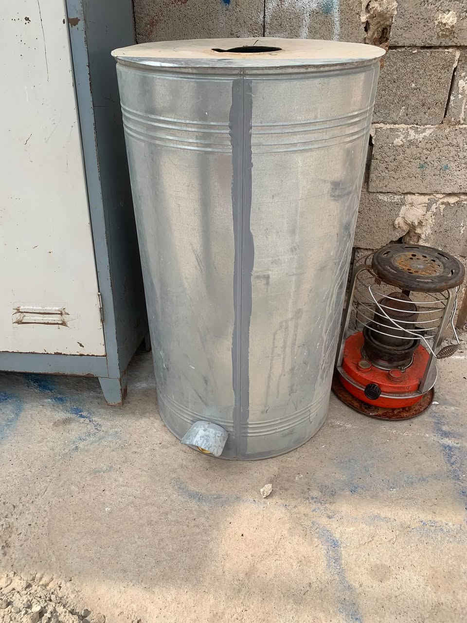 دولاب حديد • كيزر • جرباية أطفال
