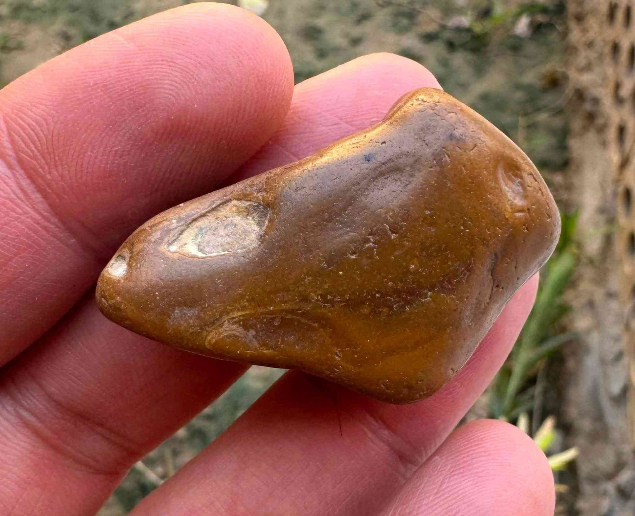 السلام عليكم حجر قدم سلطياني ايسر قديم كلش شغله فول شرط شغل الايسر نار وشرار مجرب ومفحوص ومنجم. ومبخر وجاهز الحمل السعر على وات ساب رقمي وات ساب ‭*********** ‬ يوجد الدينه خدمة توصيل ال جميع محافظات العراق

