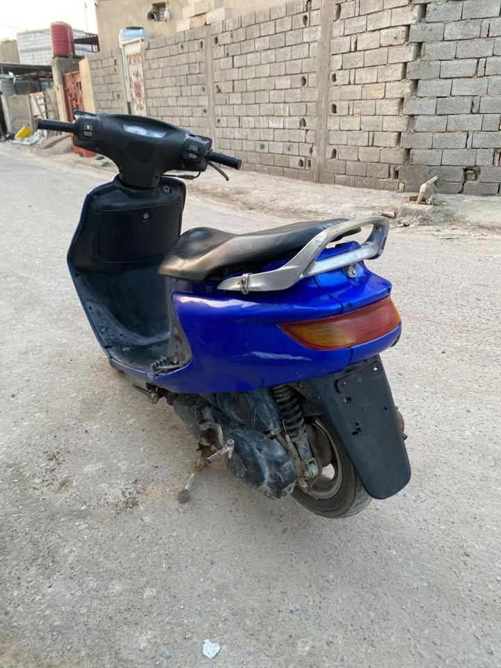 فراشة للبيع جاهزة بيهه نقص الايت والسلف السعر 300 عنواني گرمة علي ***********
