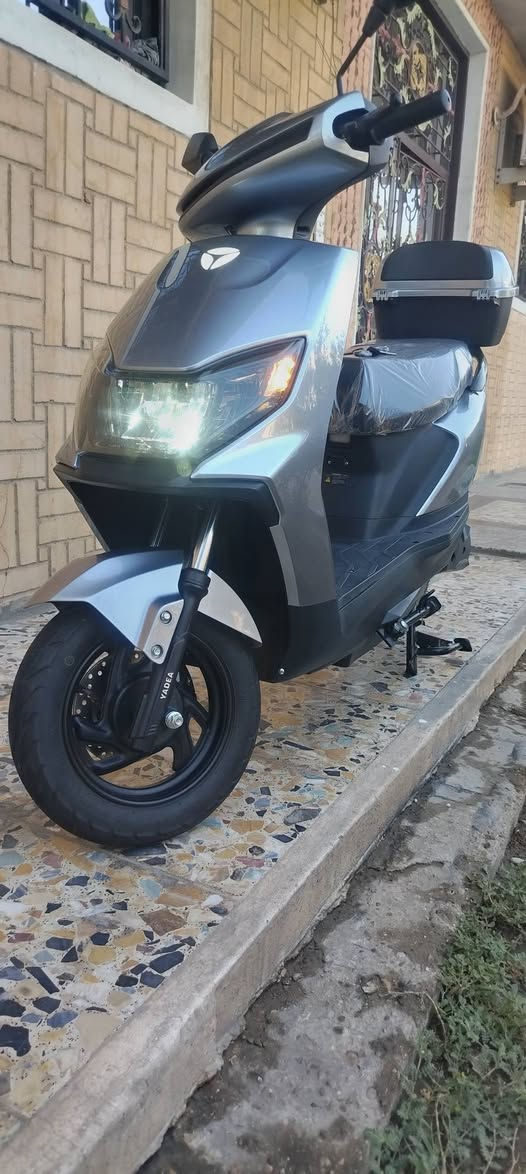 السلام عليكم دراجه شحن ياديا RN بعدها بحالة الزيرو استخدام كم مره داخل المنطقه.
بطاريات كبار كرافين عدد 6.
ملف 1200 اقتصادي بصرف الشحن.
السعر ٧٧٥ الف.
مكاني بغداد ساحة الحريه.
اخوان بيع فقط.
***********
