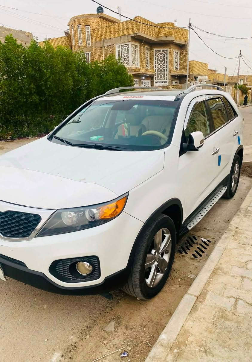 سورنتو وارد كندي ابيض صدفي بغداد ٢٠١٣
محرك ٦ سلندر  

حرة  ب اسمي وسنوية جديد   لحد ٢٠٢٧

السيارة رش هلال جاملغ الخلفي فقط ضربه واردها

كير + مكينة كفالة  ايضا شرط الفحص  

مواصفاتها معروفة للجناية

فول بصمه + بانورما تبريد سبع قطع مري جانبية كهربائيه 

منضومة زنون اصليةحتى البلوجكترات زنون 

وبيه سونار كامل للسياره

واسط الكوت

للتواصل واتساب او اتصال 

غير متواجد ع خاص 

***********

***********

