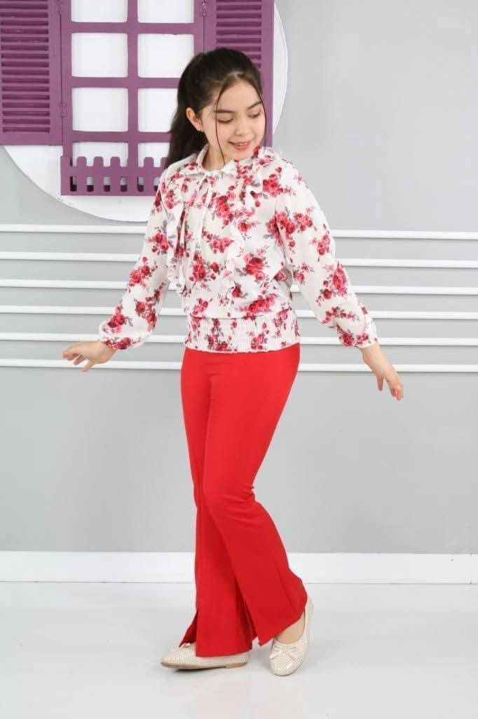 سعار مناسبة نص سعر

نص مكتوب في الصور:
- LOVE kids wear code:9017 4/12 yas
- LOVE kids wear code:1319 4/12 yas