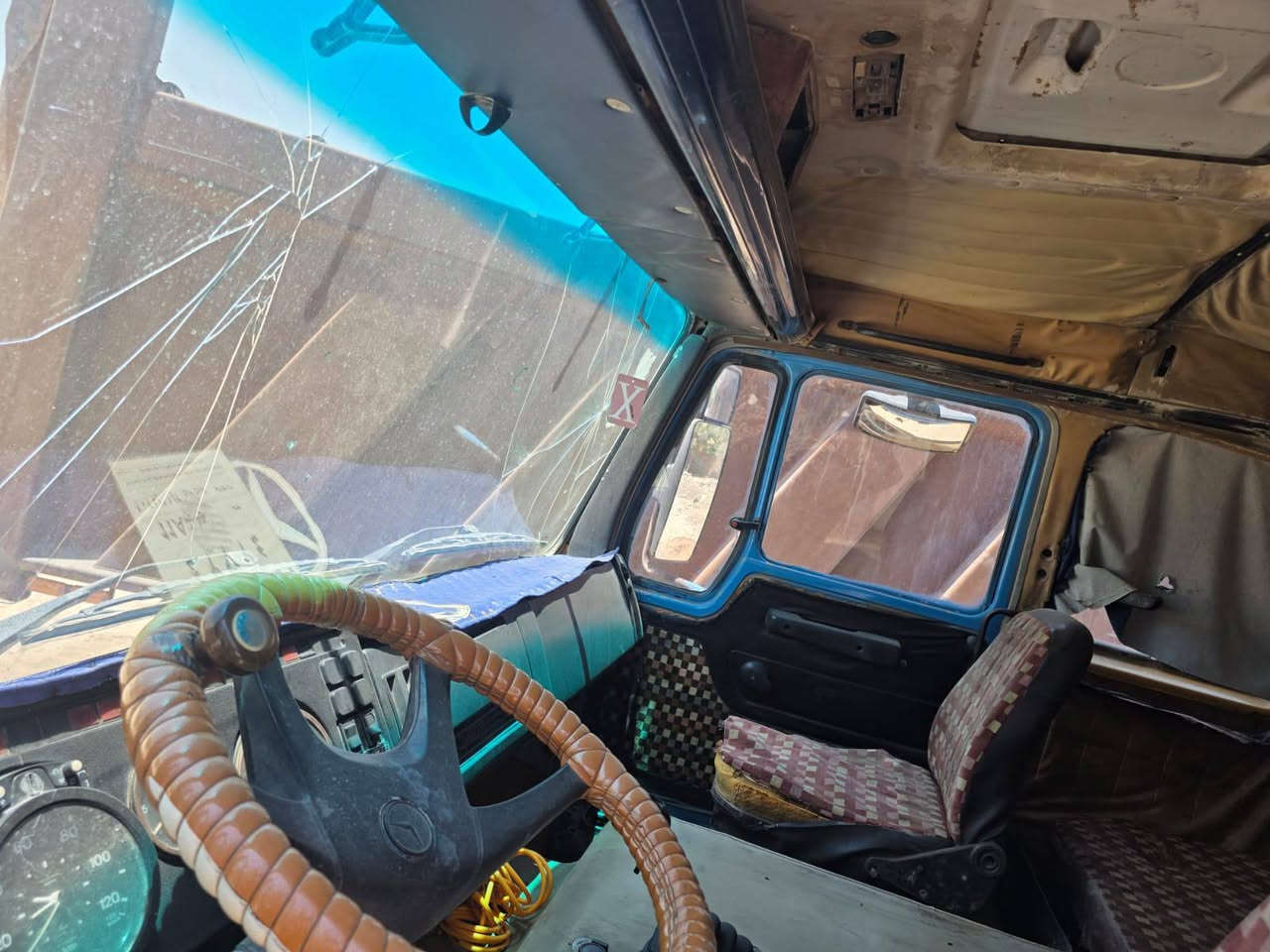 للبيع موديل 82 رقم بغداد باسمي ***********
