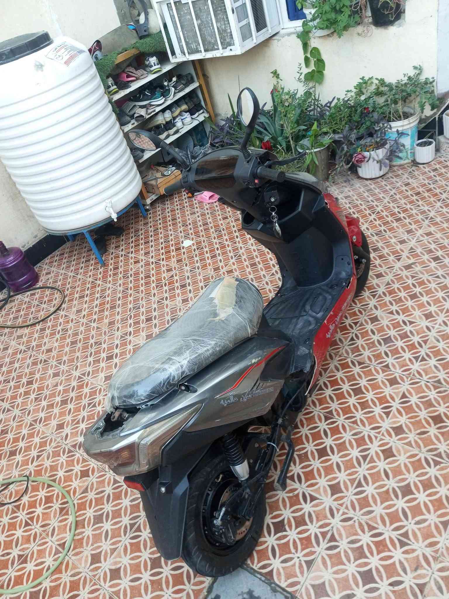 دراجة سكنس شحن مابيه اي نقص موديل 25  بطاريات كبار 6 على فحص. سعر 600 وبيه مجال مكاني ديالى بعقوبة التحرير ***********
