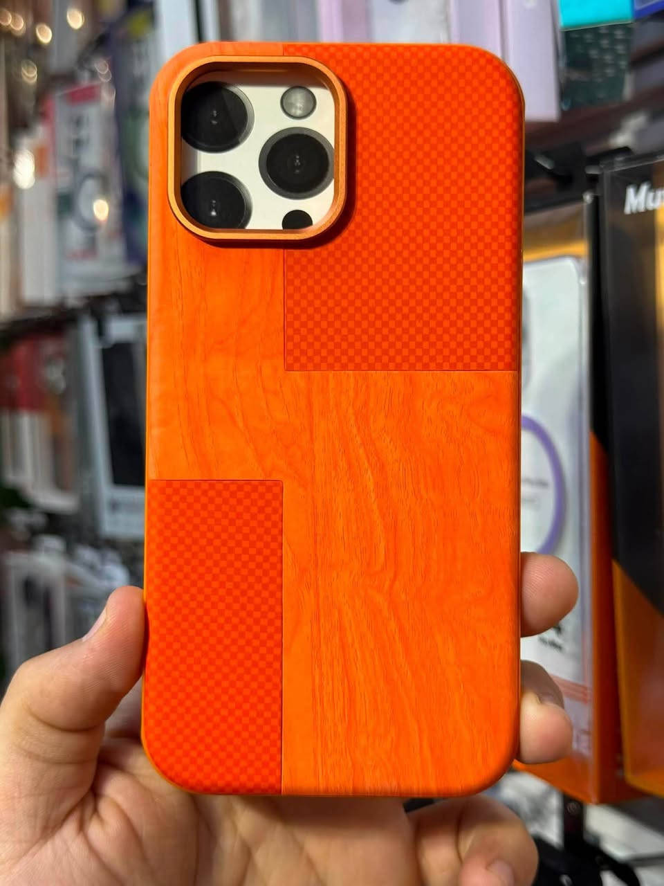 درع جلد ماركه (M5)

iPhone 
15 pro max 
14 pro max 
13 pro max 

السعر .. 10 الف 🔥

يوجد توصيل كافه المحافظات 

العنوان 
واسط - الكوت - المشروع - مقابل جامع الناصر
