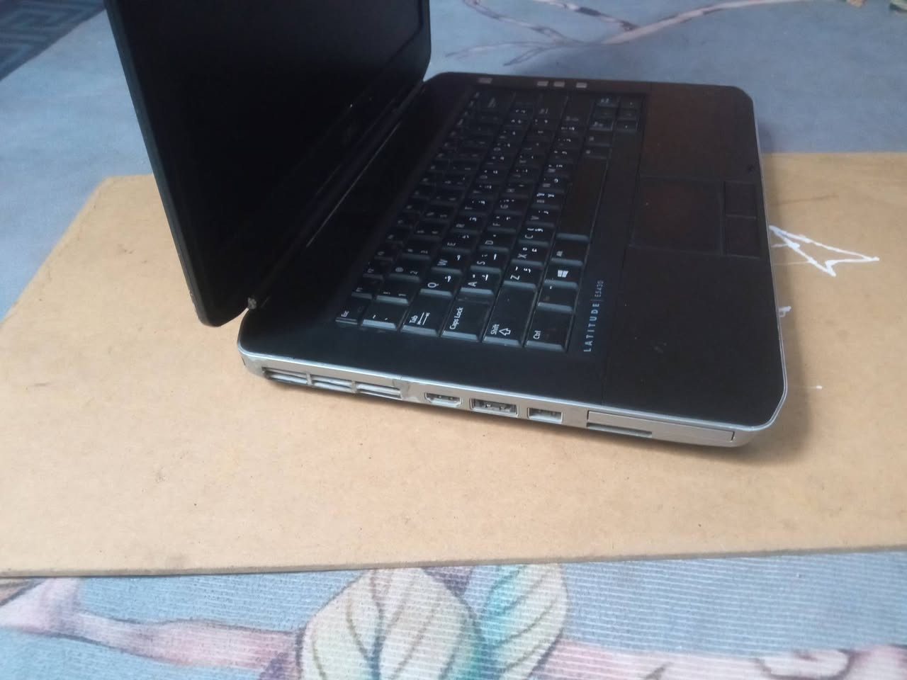 ديل E5430 • i3-3110M • شاحن اصلي