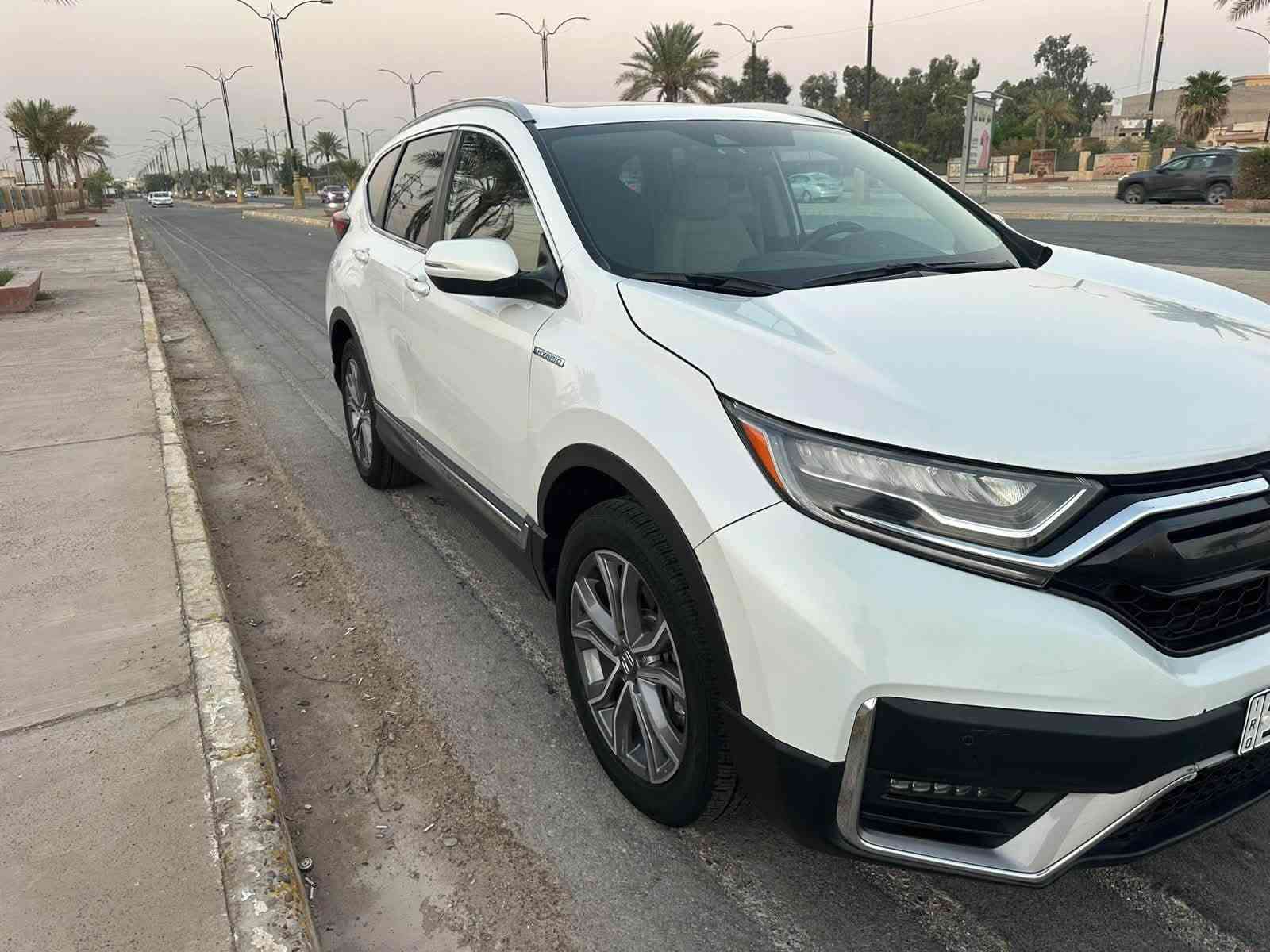 السلام عليكم ورحمة الله
هوندا CRV وارد امريكي

موديل ٢٠٢٢

أعلى فئه Touring 

فول مواصفات

كشنات جلد وكهربائية 

تدفئه كشنات

قطعتين تبريد

داخل لونين 

نضام صوتي Bose

سيارة كلشي على البلاد

ماشيه 104 الف كيلو

ضررها موضح بالصور 

فقط بارد بالبونيد والجاملغ

رقم بغداد شرط التحويل

مكانها تكريت

للاستفسار   ***********.  

205 $$

