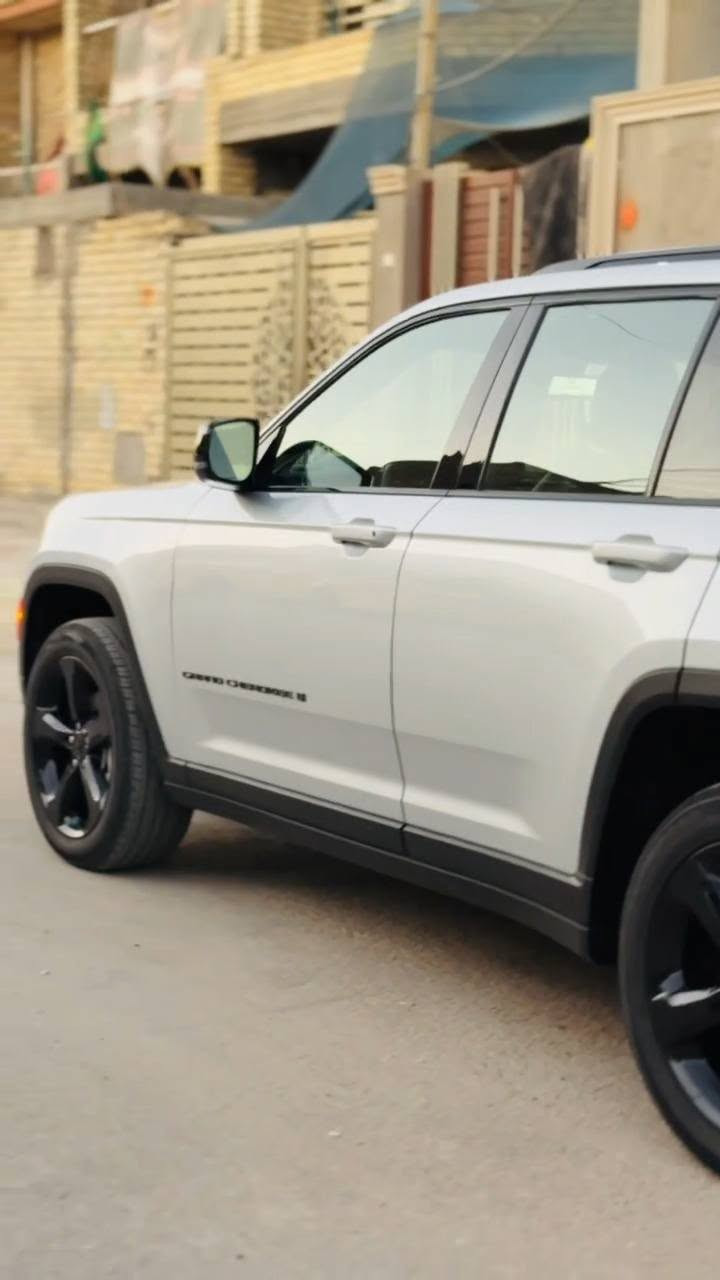 السلام عليكم
جيب 24 لمتد اعلا شي بالمتد  

ممشه 8408Km

مكينه ٣٦٠٠ 

5كامرات 

حساسات ٣٦٠درجه

كامرات ٣٦٠درجه معه بخاخ تنظيف العدسات

مرئات وصطيه كامره

رادارات امامي خلفي جانبي 

تحديد مسار 

قياده ذاتيه 

كشنات جلد حار بارد 

كشنات أماميه كهرباء 

مقود تدفئه 

بنورامه

سايد بريك دكمه

فور ويل 

كشن خزن 

والكثير من المواصفات  السعر 345

سياره جديده لوك حادث خلفي بصيط تعديل بارد بدون تبديل بدون أيرباك والبقي كفاله علا وظع الشركه سياره احلا من الصوره 

مكاني بغداد مدينه الصدر  ***********
