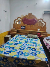غرفة خشب • نظيفة • كربلاء