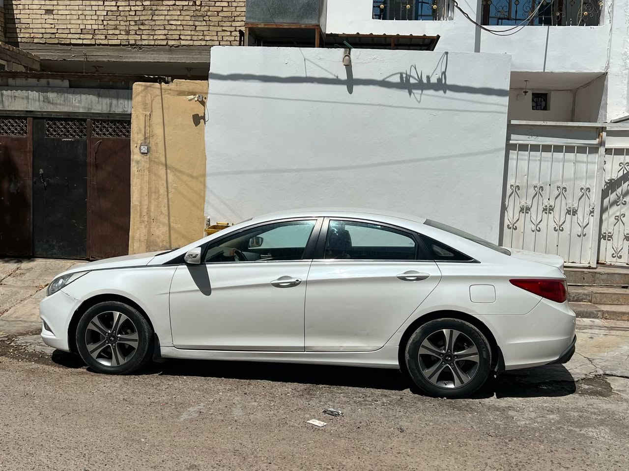 سلام عليكم سوناتا موديل 11 خليجي سونار مرفق ويا صور كير مكينه تبريد بحاله جيده سعر 96 وبيه مجال قليل تواصل ***********
