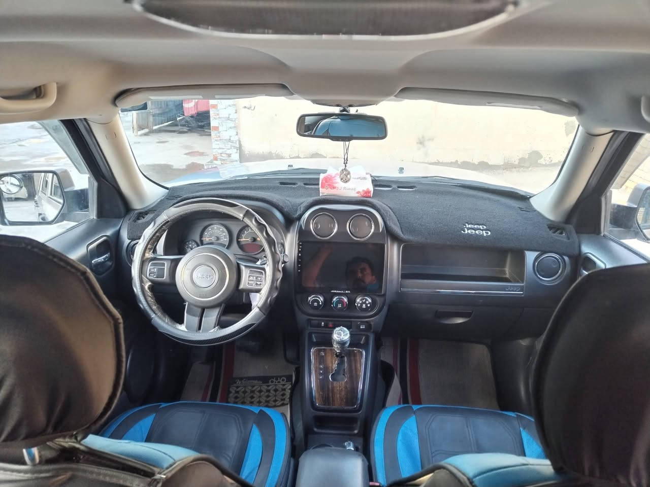 سلام عليكم سياره للبيع جيب باتريوت مديل 16مكينه 2400  تخم تأير تبريد ثلج بجم كبس  سنويه 30رقم بغداد نكليزي راعيها يمي  سياره جاهزه ترايك وين ميعجبك  سعر 95رقمي *********** العماره القادسيه
