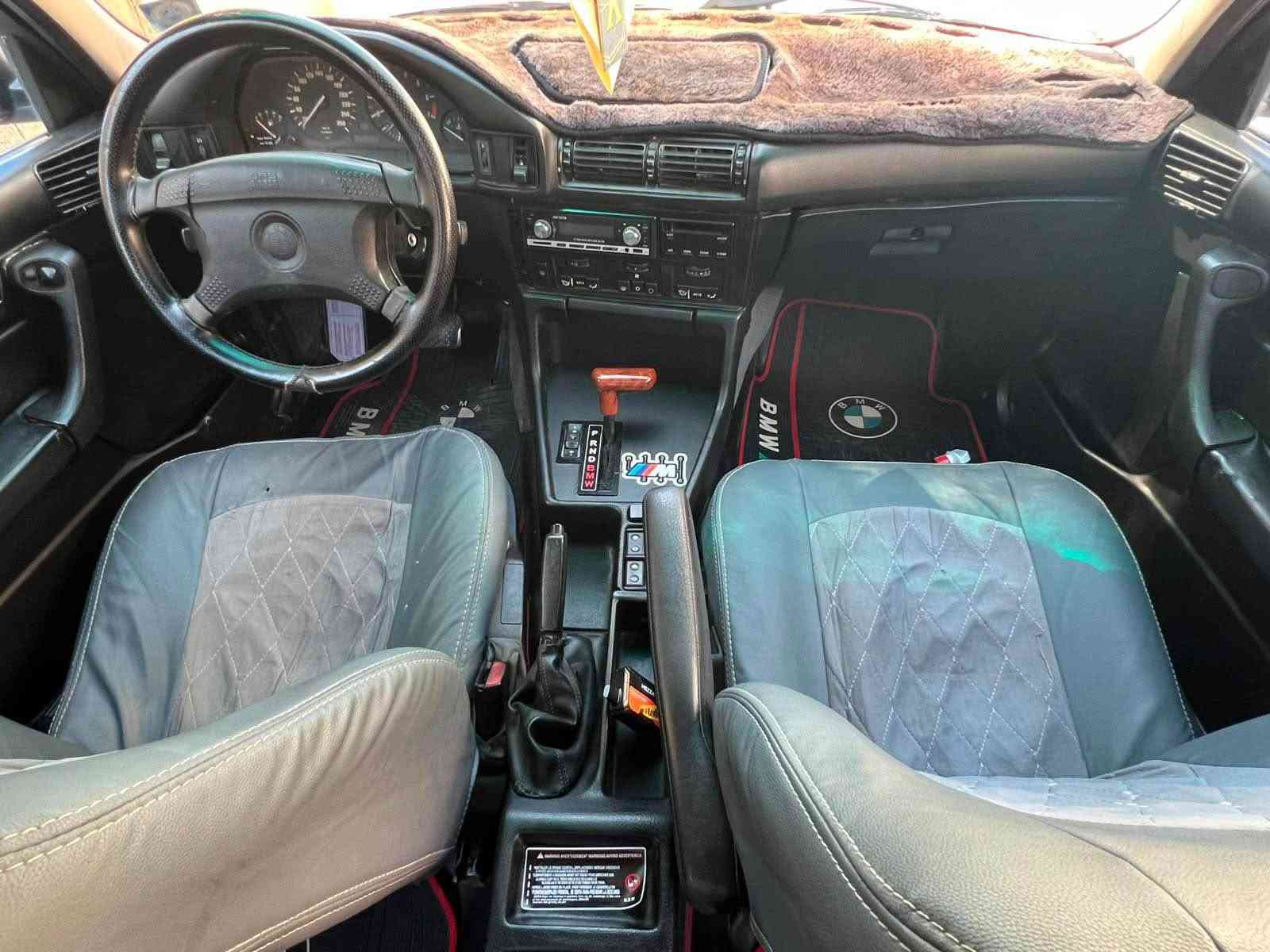 بيئم BMWموديل 1991گيرومحرك شرط محرك 525بيلدي توماتيك مواصفات 4جامات ومرايه كهربائي قوفل مركزي ABSسلايت كهربائي كوشنات كهربائي تبريد حارو بارد شغال كهربائي ⚡️ عام شغال تاخم تايرات ويل كروم بيلدي جديد صدر كول جديد سيارة صبوخ عام جمالية بدون ضراب و بدون حادز سنوي جديد مشروع وأتني راقم جديد هزه جديد وبيه كوبون بانزين موجود شرط تحويل وواكال سعرة 59$💸بيه مجال *********** كركوك, العراق
