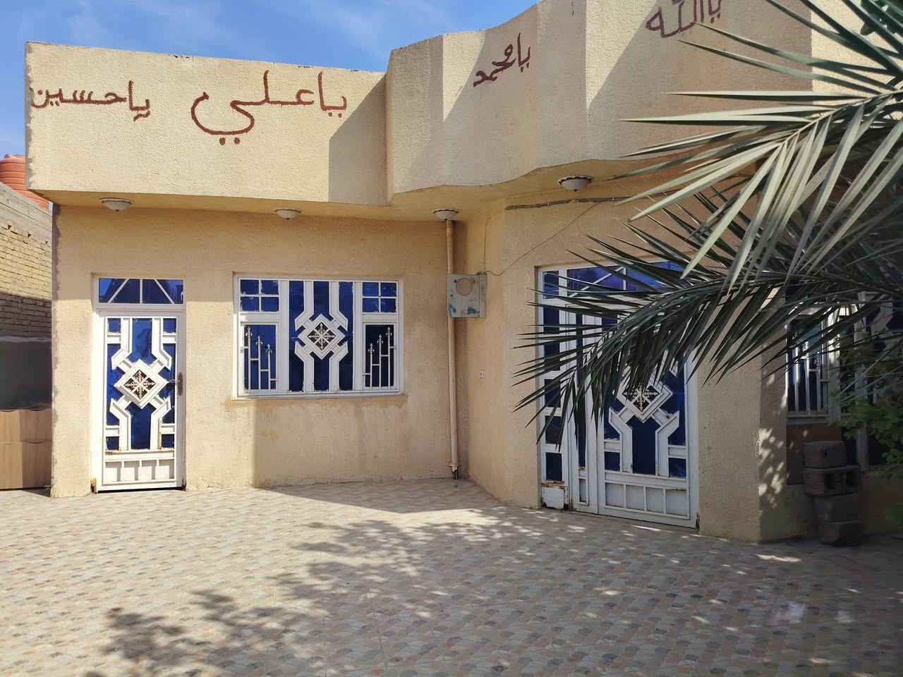 بيت للبيع • شارع نفط • مقابل فران زيتون