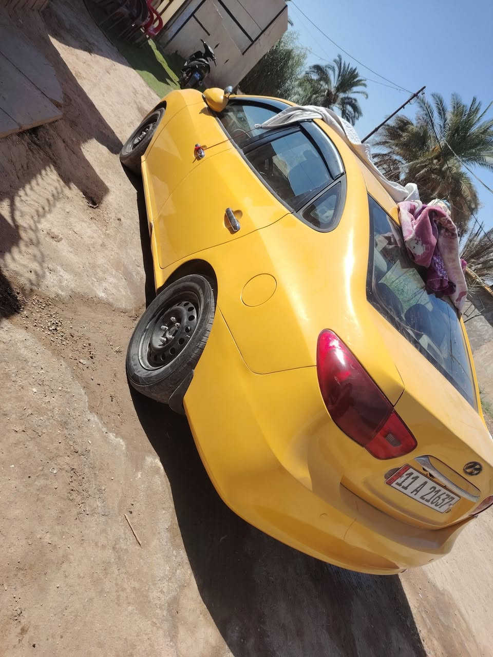 سلام عليكم انترا موديل 2010 مكان بغداد محموديه رقم صاحب السيارة ***********
