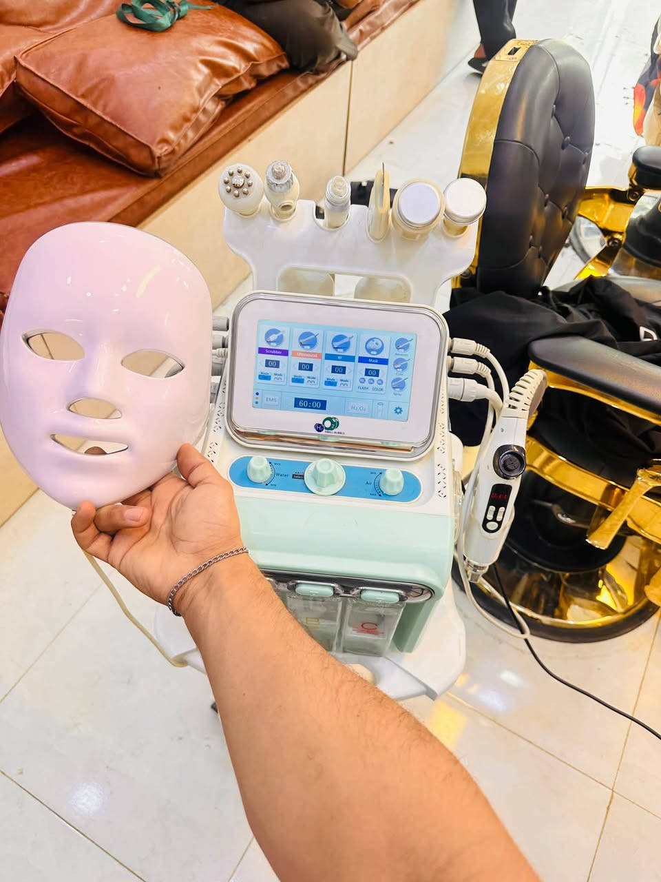 هايدروفشنل • نظيف • مستعمل خفيف