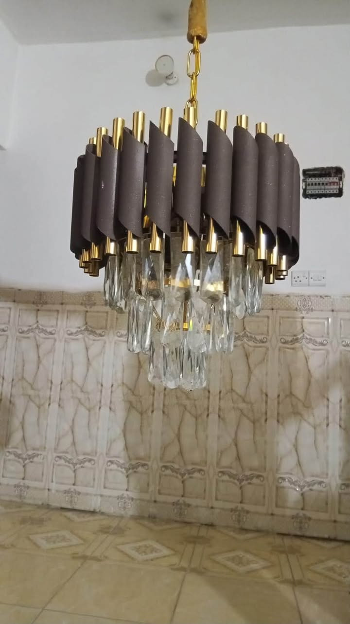 غراض للبيع
فان هوه بيه بارد وحار 75
مأطور شغال 50
زوج ثريا تشتغل 3الوان ب70
ورد عدد3ب25

للاستفسار علئ الرقم ***********
