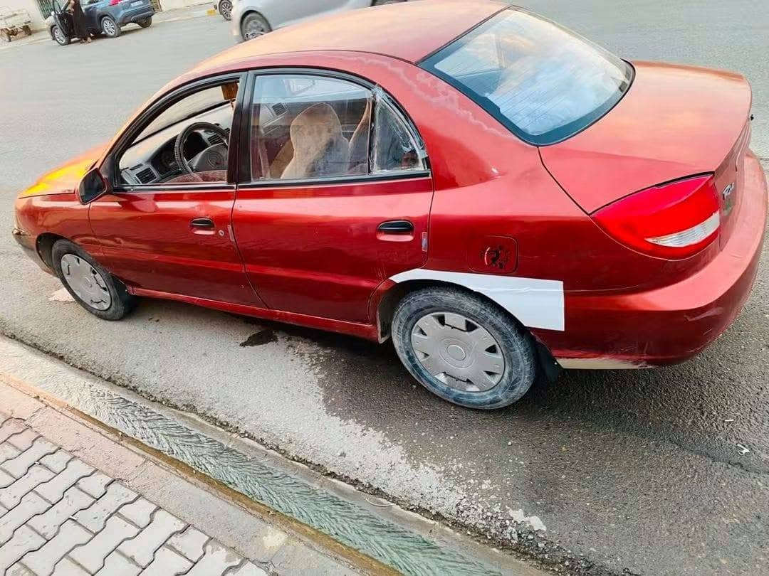سلام عليكم كيه ريو موديل 2004 منفيس ضايع سياره كلها بشرط كير محرك صدر كهربائيات تبريد ثلج تدفئة نار السعر ٢٧ وبي مجال ....... ...... ***********
